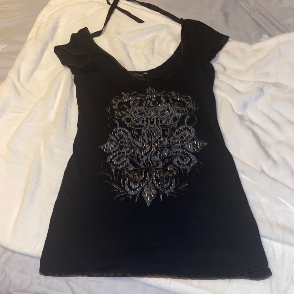 Guess shirt size medium